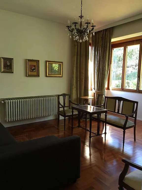 Villa Toscana 200 Bologna 0*,