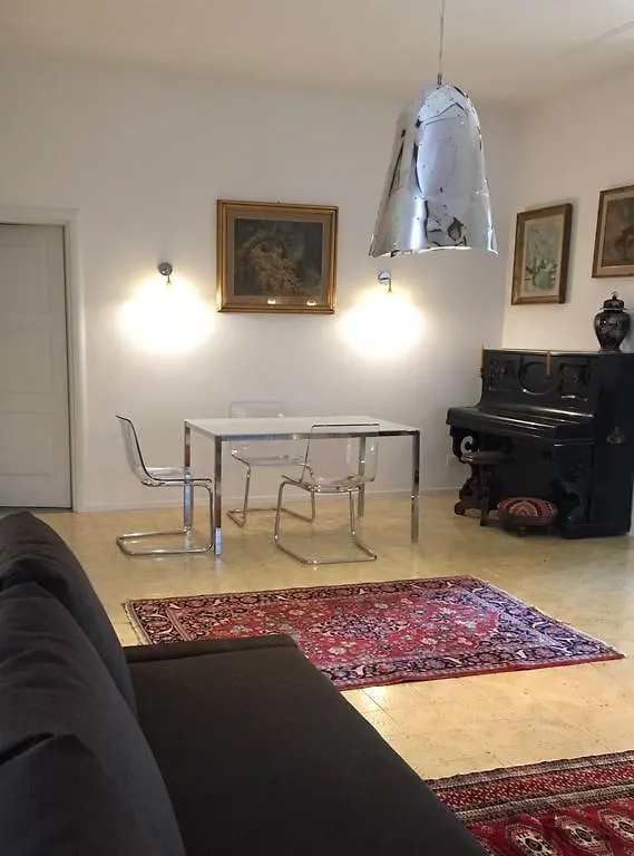 Apartment Villa Toscana 200 Bologna Italy